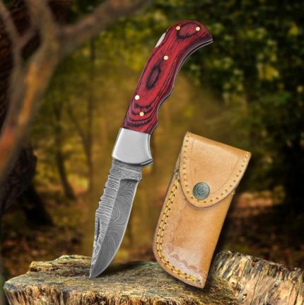 6.5″ Damascus steel fixed blade pocket knife with leather sheath.